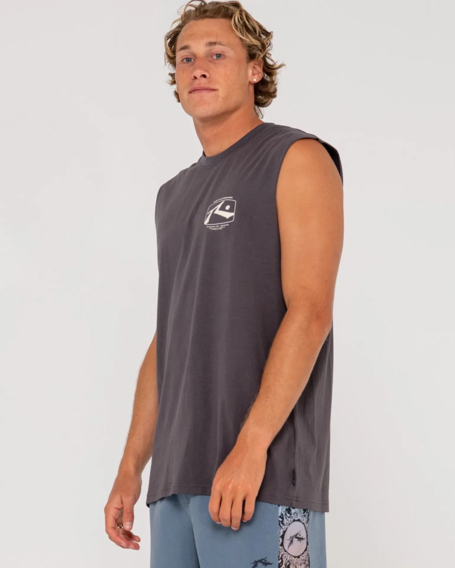 Advocate Graphic Muscle | Rusty Clearance