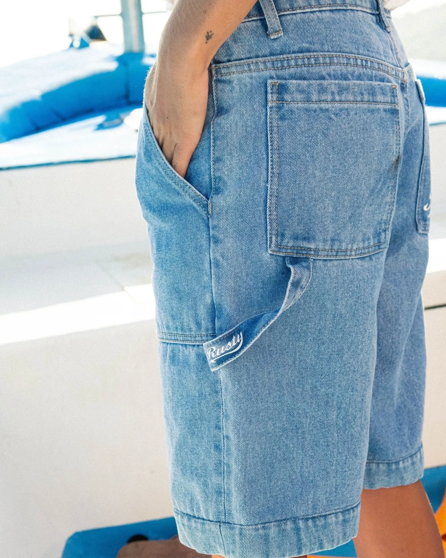 Billie Low Rise Carpenter Jort | Rusty Outlet