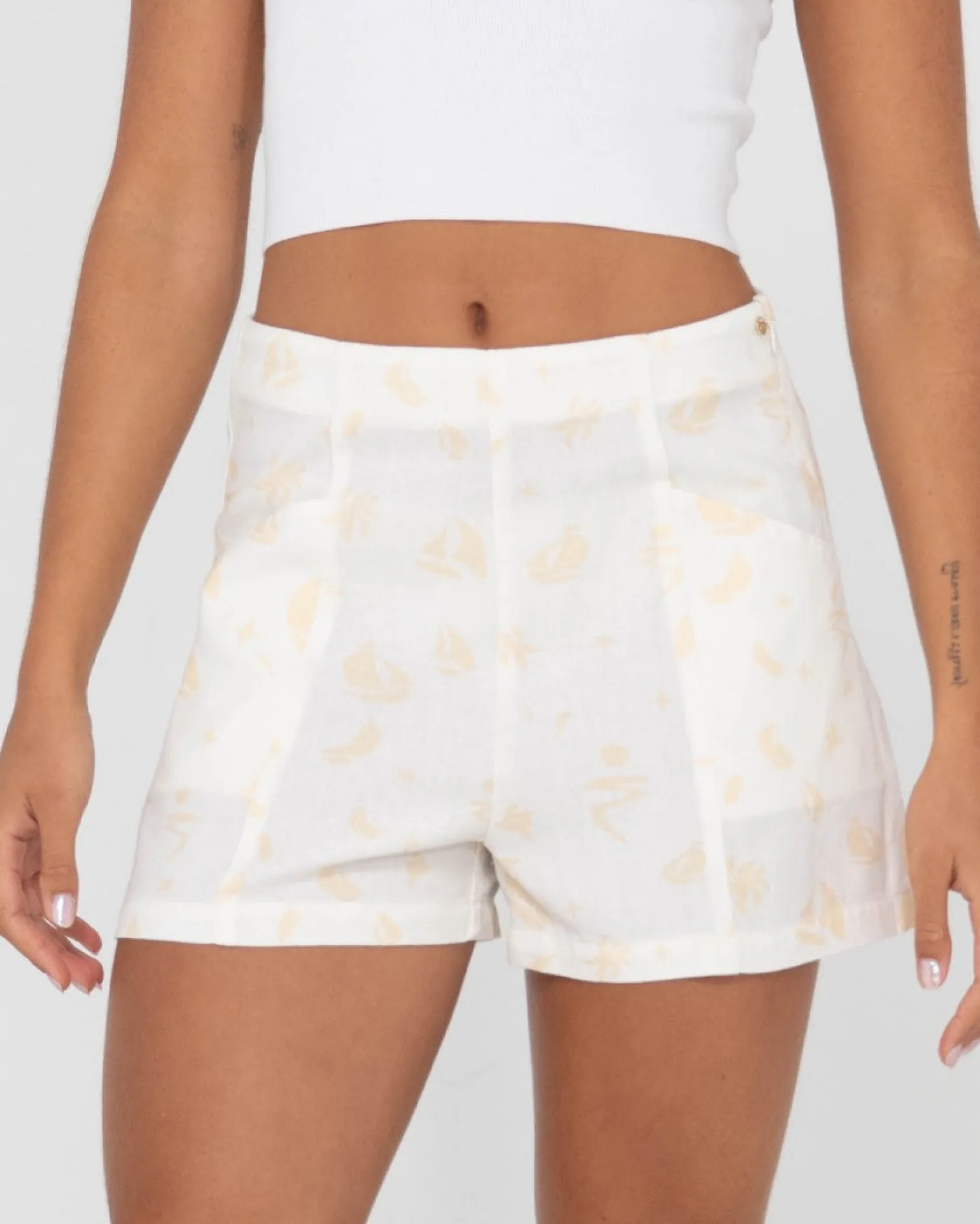 Cassidy High Waisted Linen Short | Rusty Sale