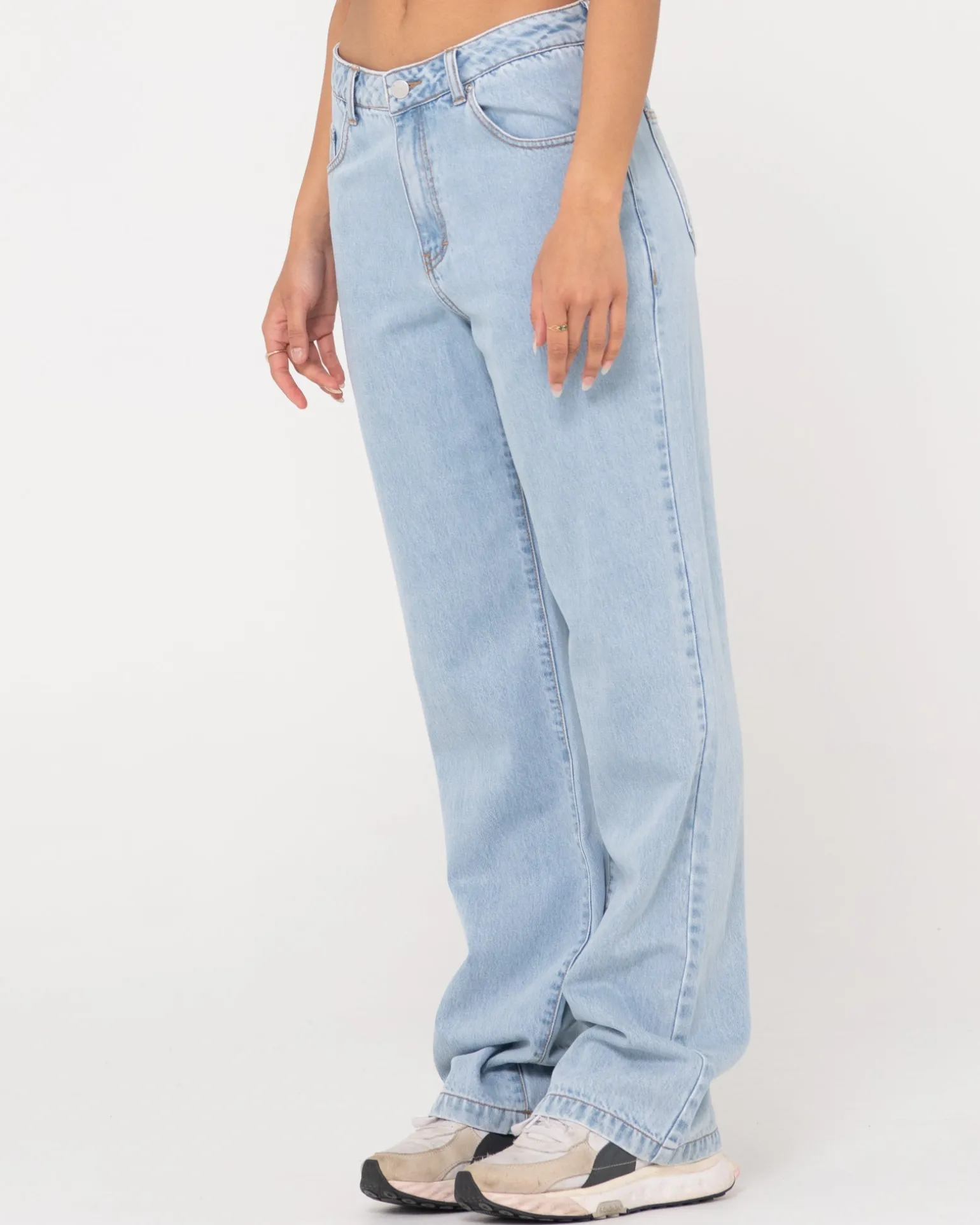 Mid Rise Straight Leg Jean | Rusty Outlet