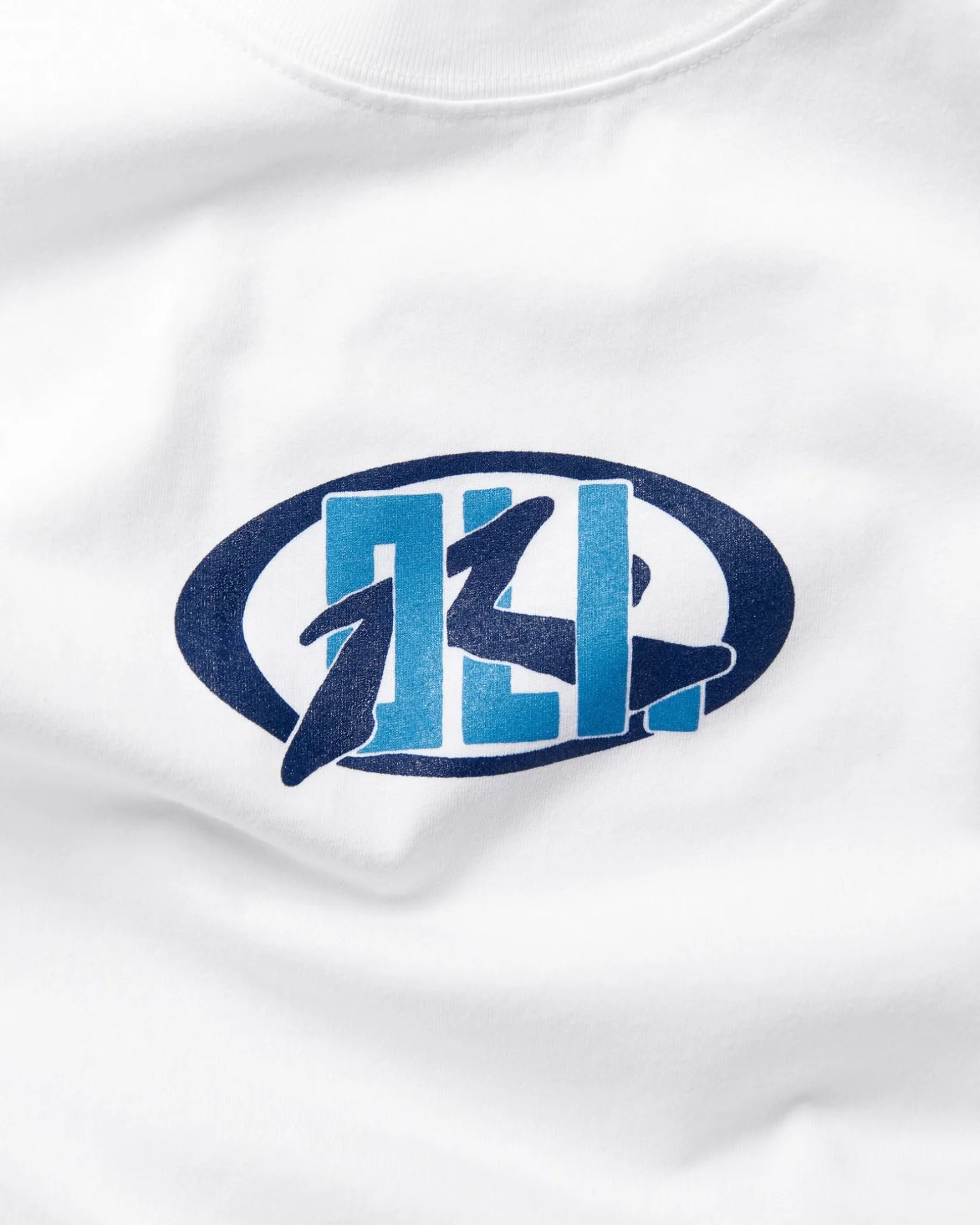 Oli X Badge Tee | Rusty Fashion