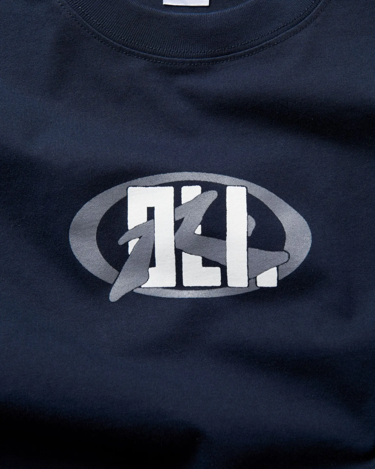 Oli X Badge Tee | Rusty Best Sale