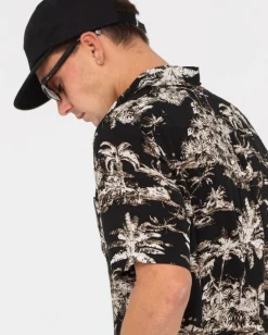 Palm Reader Short Sleeve Shirt | Rusty Best