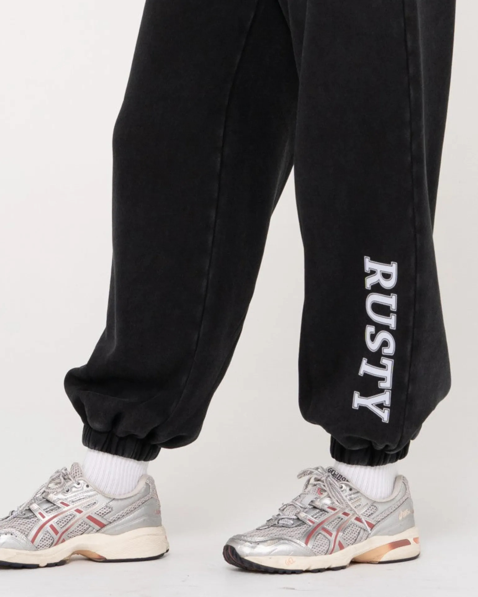 High Waisted Oversize Trackpant | Rusty Best