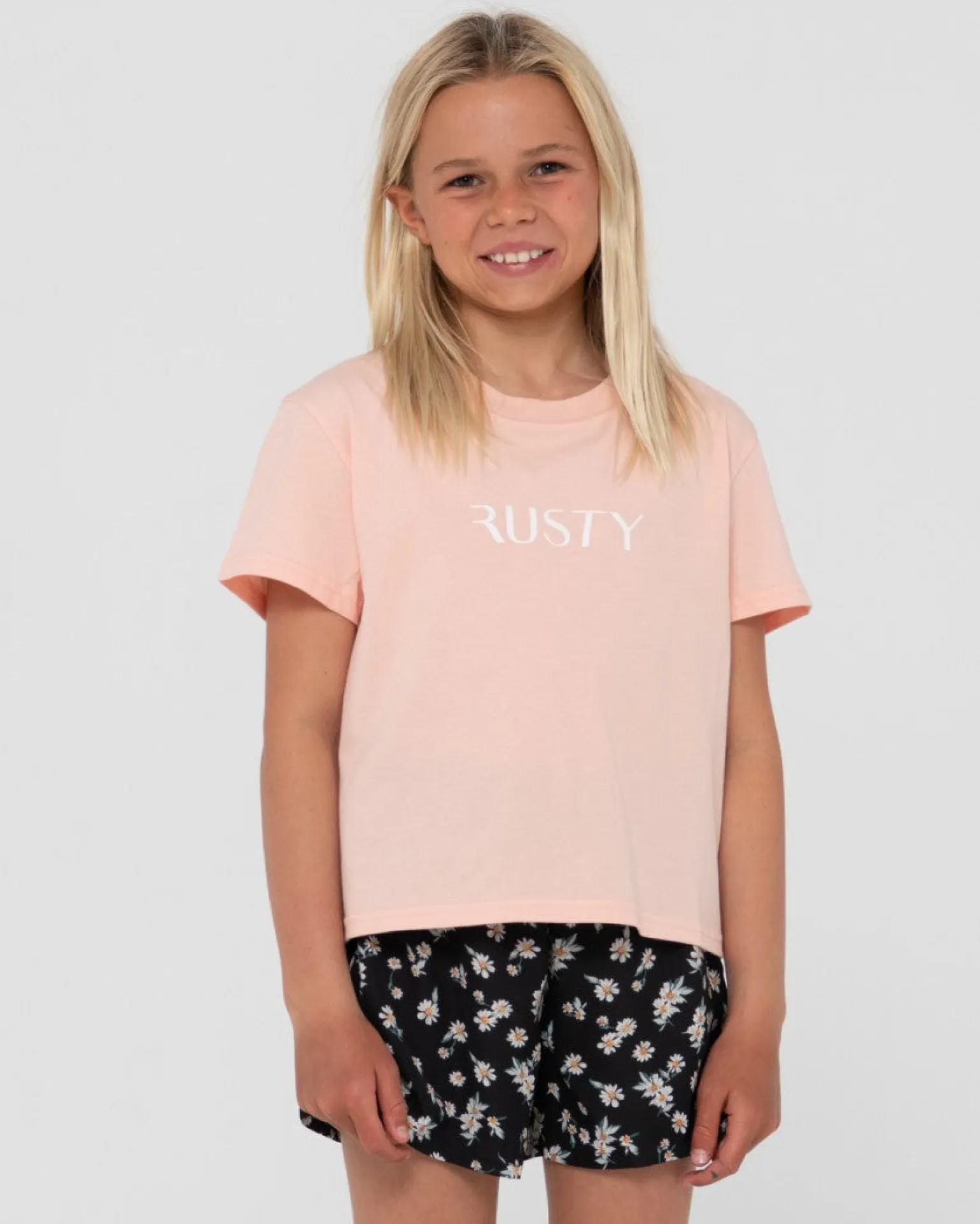 Signature Graphic Relaxed Tee Girls | Rusty Fashion