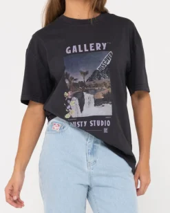 Studio Oversize Graphic Tee | Rusty Clearance