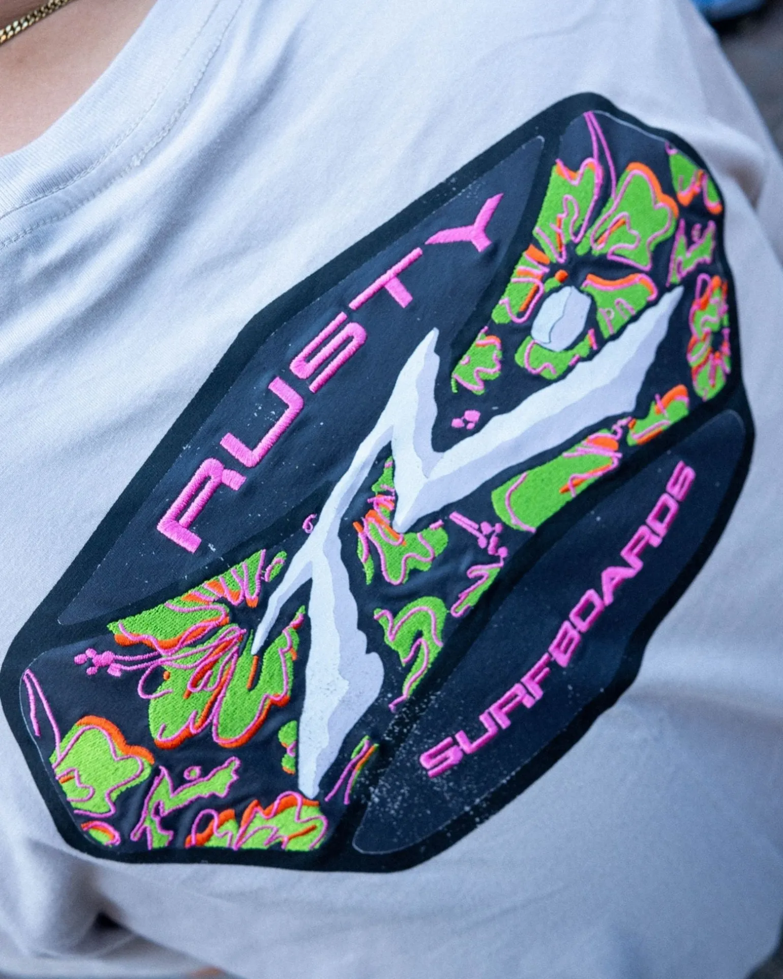 Smash Advocate Short Sleeve Graphic Tee | Rusty Hot