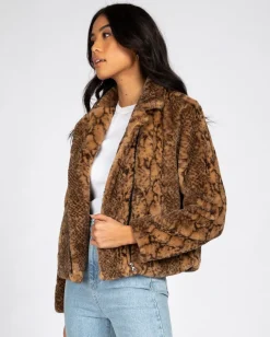 The Queen Jacket | Rusty Outlet