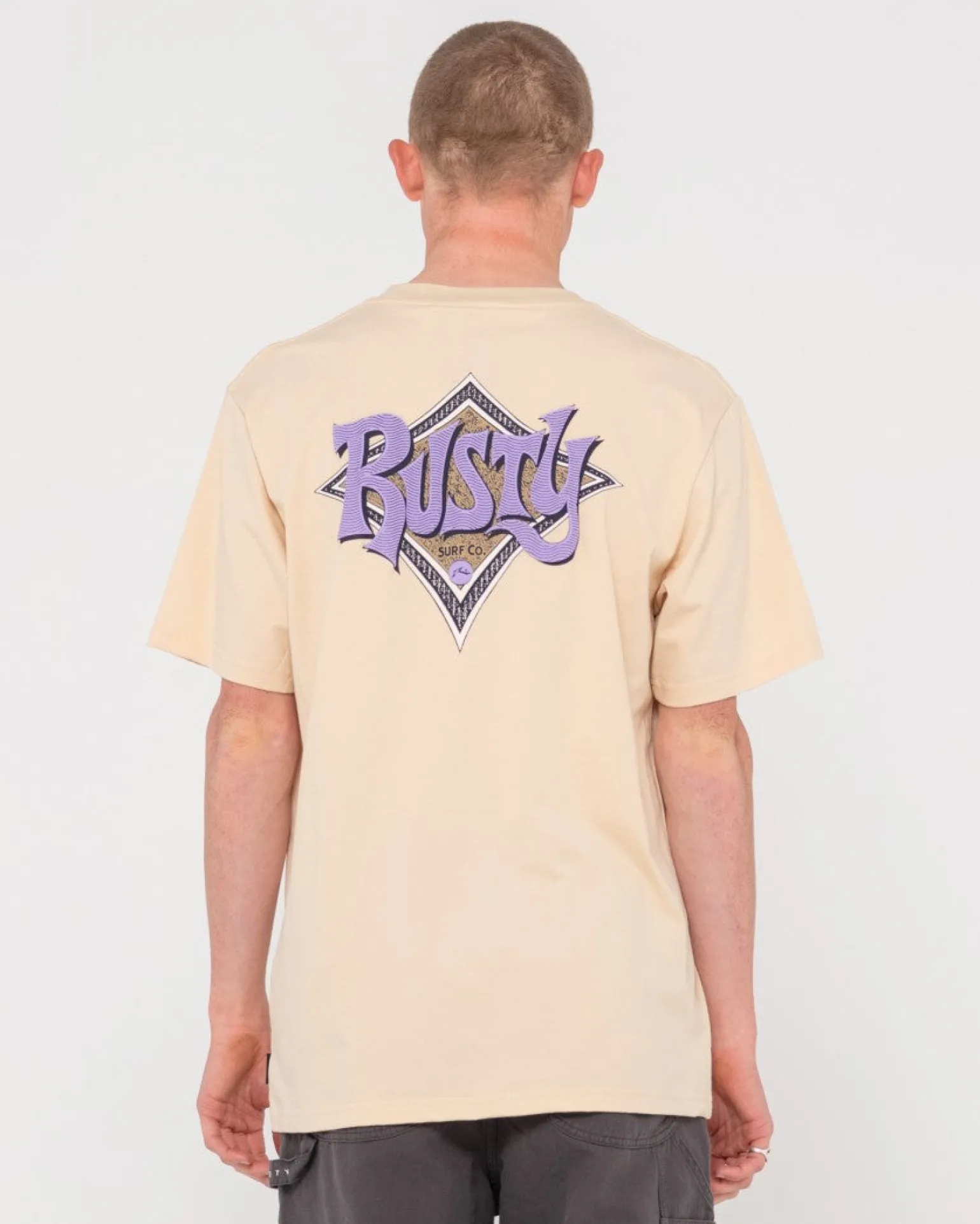 Twisted Diamond Short Sleeve Graphic Tee | Rusty Outlet