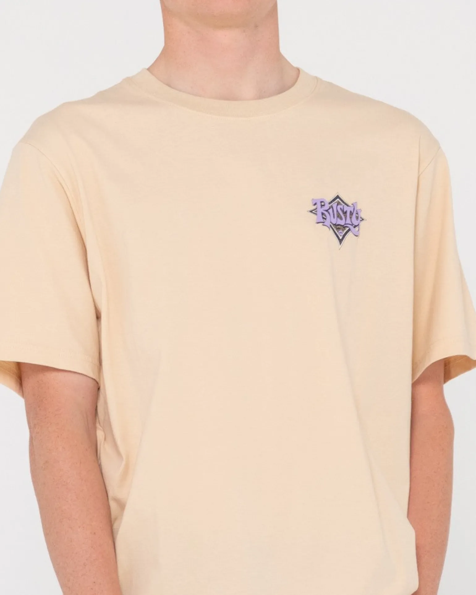 Twisted Diamond Short Sleeve Graphic Tee | Rusty Outlet
