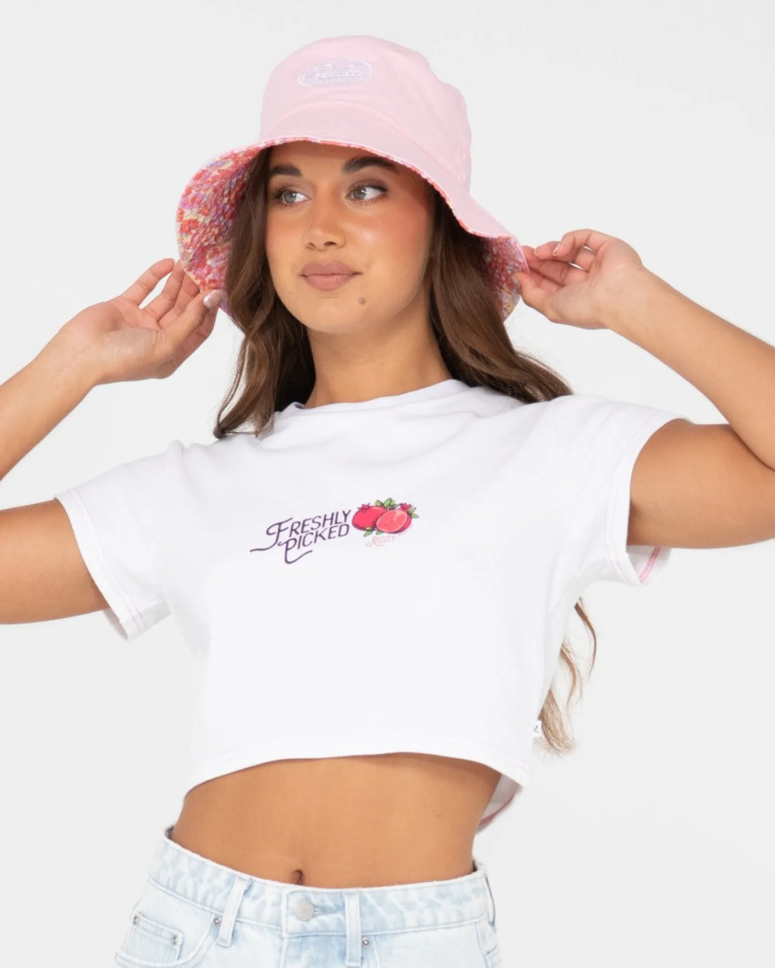 Vacay Time Reversible Printed Bucket Hat | Rusty Best
