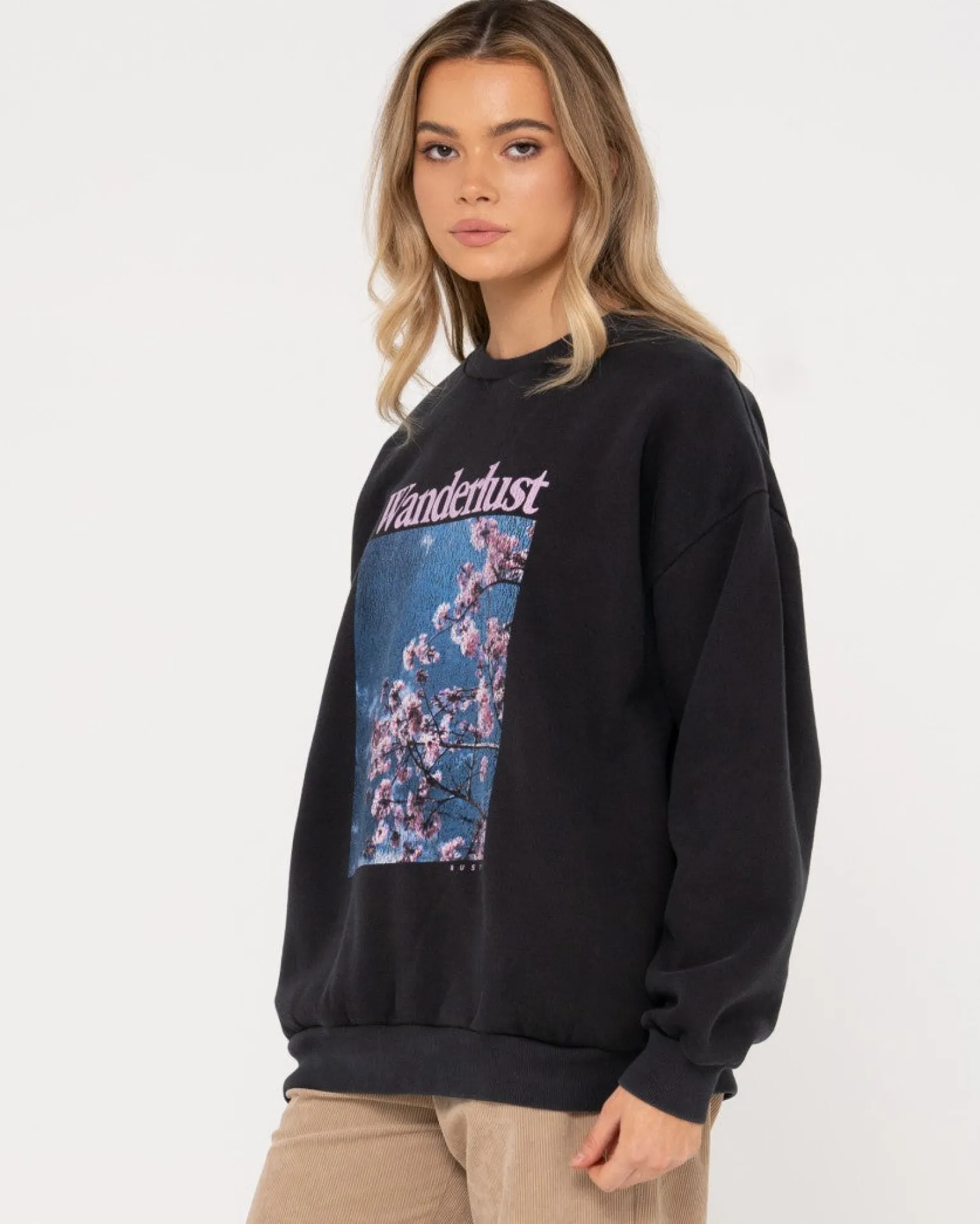 Wanderlust Oversize Graphic Crew Fleece | Rusty Outlet